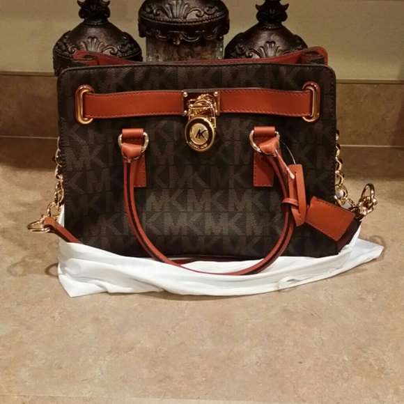 Michael Kors Handbags - Authentic Michael Kors Hamilton (NWOT)
