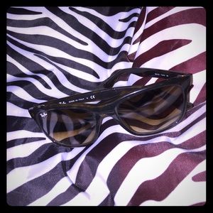 Ray-Ban  rb4181 710/51 2n in perfect with case!!