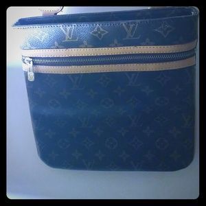 Cross body