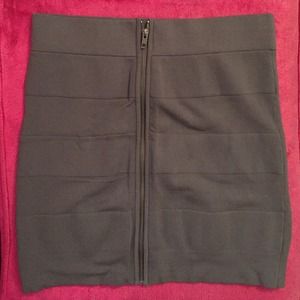 French Connection Gray BodyCon Zip-Up Skirt