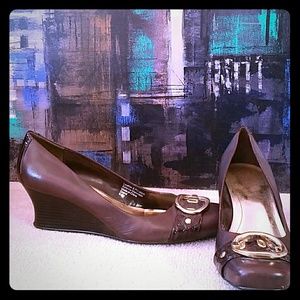 Leather wedged heels