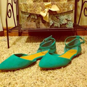 Turquoise flats