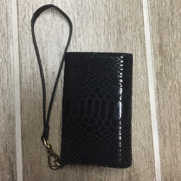 MK Wristlet - Picture 3 of 4
