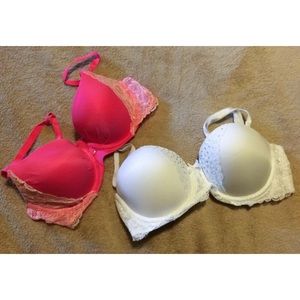 BUNDLE two VS bras.
