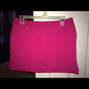 Size 4, under Armour skirt