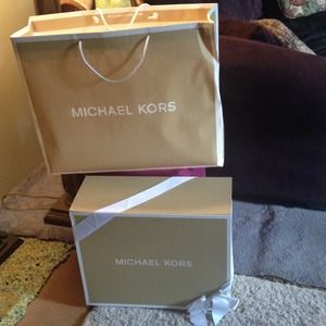 MK large box & shopping bag