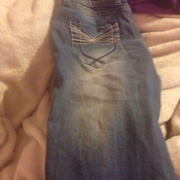 Denim blue jeans - Picture 2 of 2