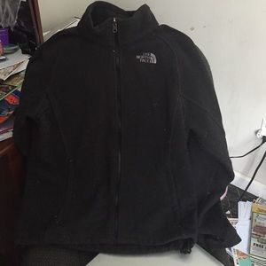 Long sleeve North Face fleece