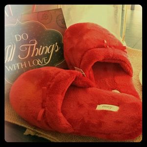 Soma Intimates  Ruby Red slippers