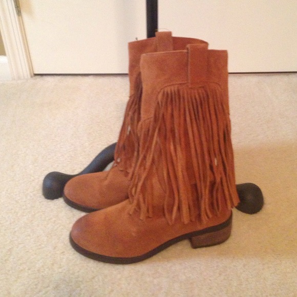 Lucky Suede Fringe Boots
