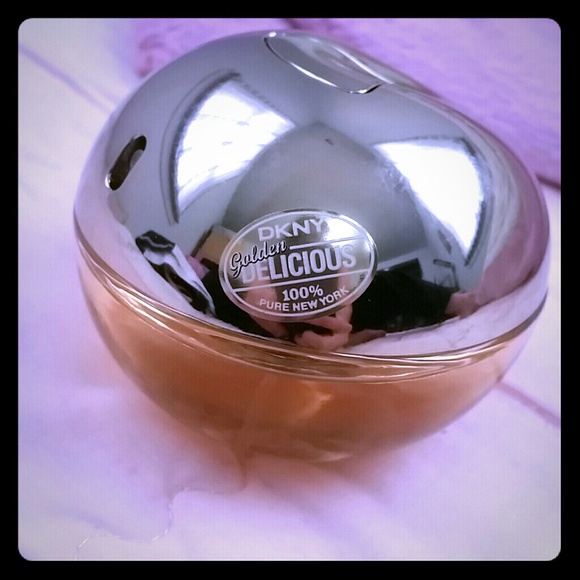DKNY golden delicious perfume