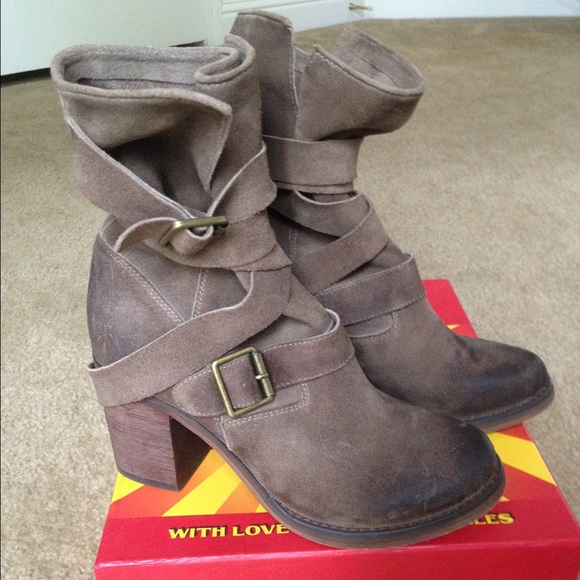 Jeffrey Campbell Boots - Jeffrey Campbell slouchy brown boots