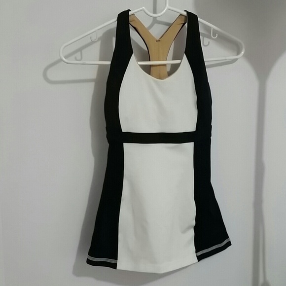 Lululemon tank