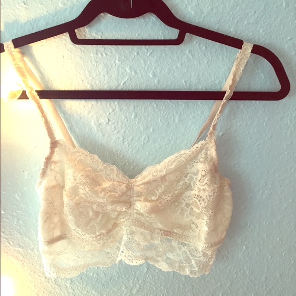 PINK Victoria's Secret Accessories - Off white bralett