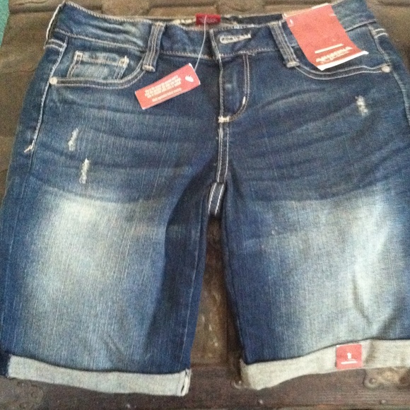 2 pair Arizona shorts!