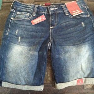 2 pair Arizona shorts!