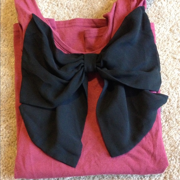 Bow tshirt