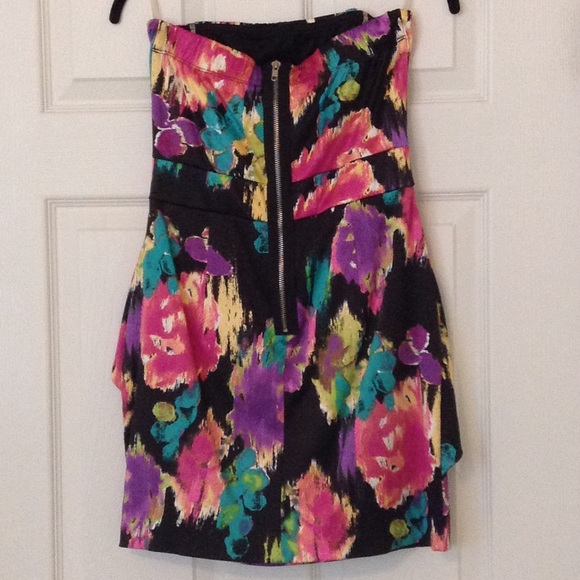 STRAPLESS DRESS WITH EXPOSED ZIPPER - Picture 2 of 4