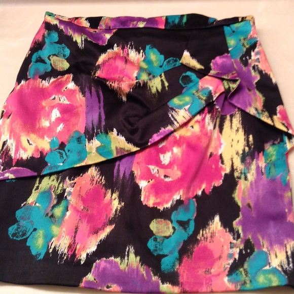 STRAPLESS DRESS WITH EXPOSED ZIPPER - Picture 3 of 4