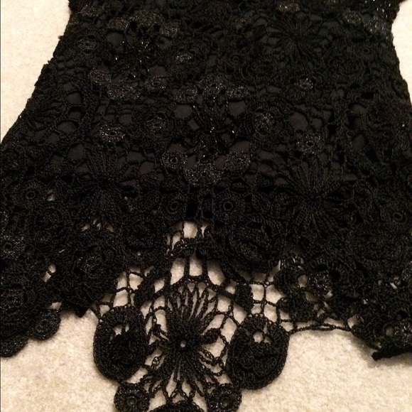 Cartise Black Knit Crochet V Neck Top. - Picture 2 of 4