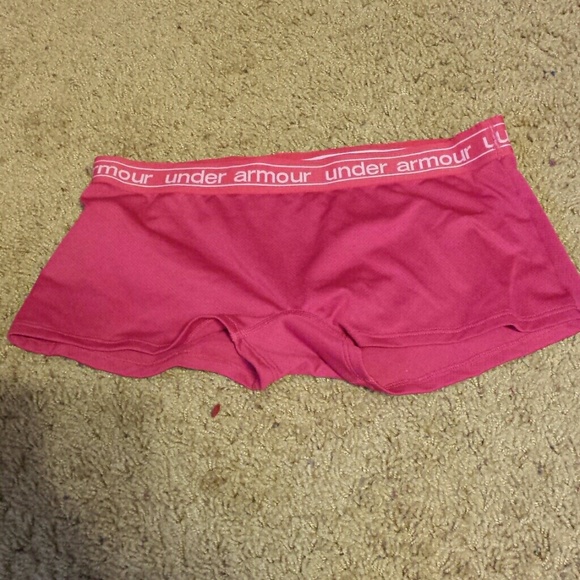 Under Armour spandex short
