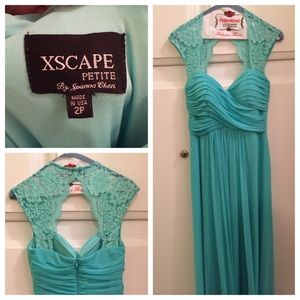 🎉 SALE - Macy's Xscape aqua formal dress
