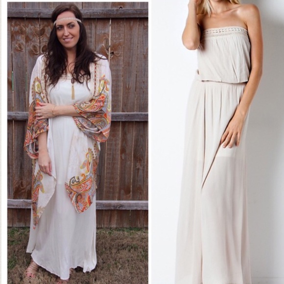 ❌SOLD OUT ❌ Crochet & Lace strapless maxi - Picture 2 of 3