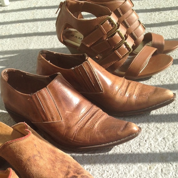 low ankle cowboy boots