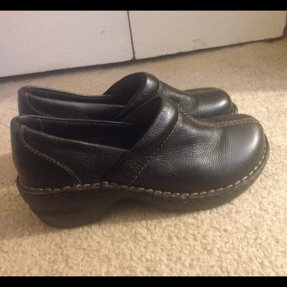 Clogs