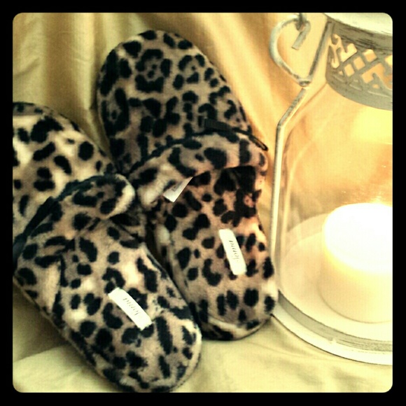 Soma Intimates Slippers
