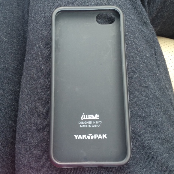 Yak Pak iPhone 5/5s cause - Picture 2 of 2