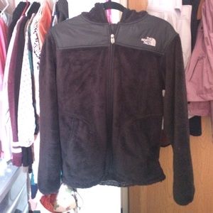 Black Fuzzy North Face