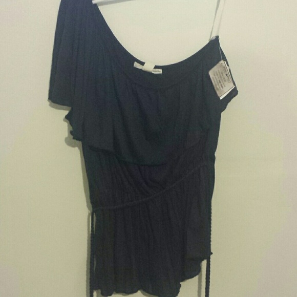 One shoulder NWT