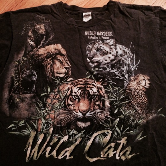 Vintage wild jungle cats t-shirt