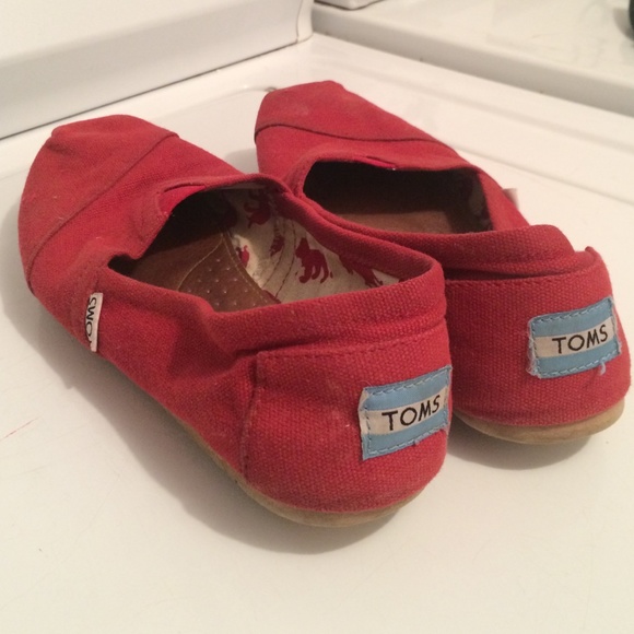 Red TOMS