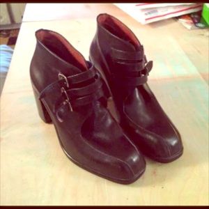 CRAK Gino Cherruti ankle boots