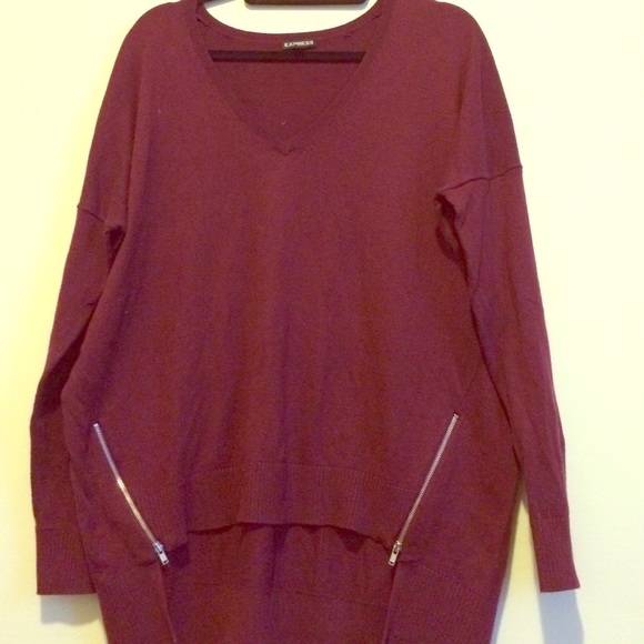 Hi-low zipper sweater