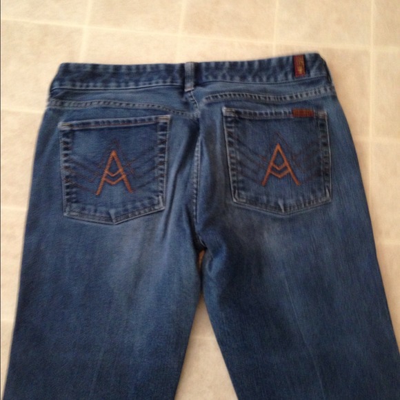 Seven brand bootcut dark wash jean - Picture 3 of 4