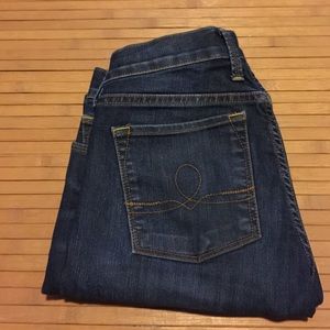 Lucky brand jeans size 2 Sophia boot style.