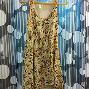 Mid thigh/knee high floral dress