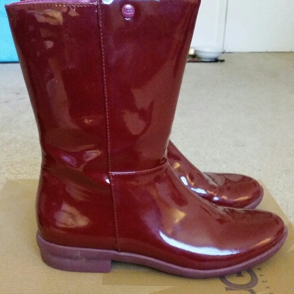 Ugg rain boots