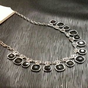 Beautiful fashion necklace