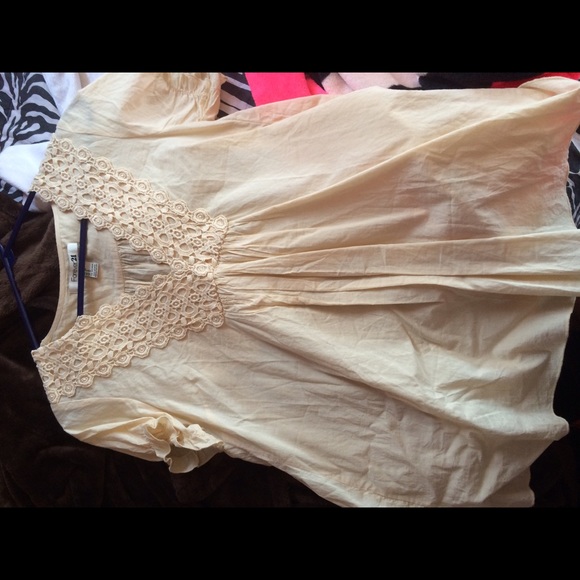 Cute tan shirt
