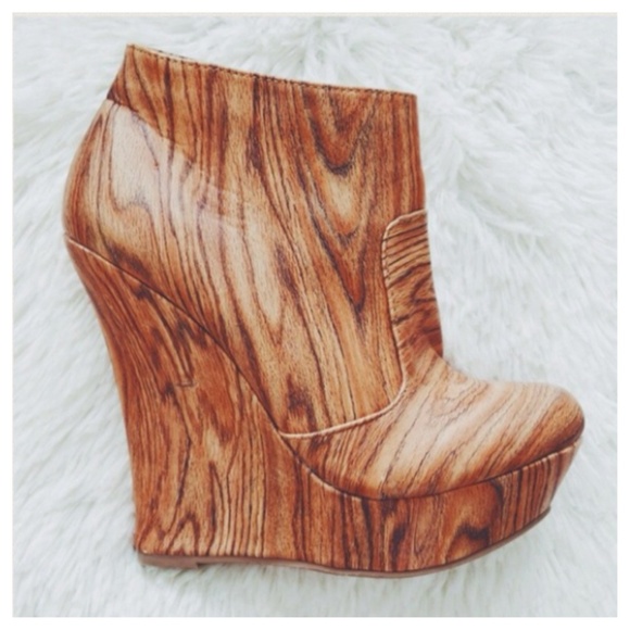 S O L D - Picture 2 of 3