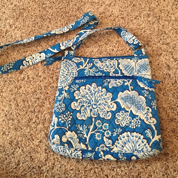 Purse - Picture 2 of 3