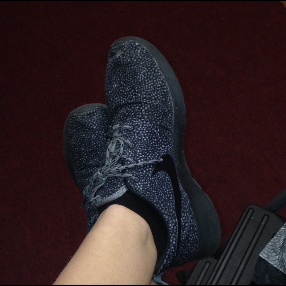 Extra Roshe Pictures