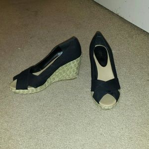 Black open toe wedges