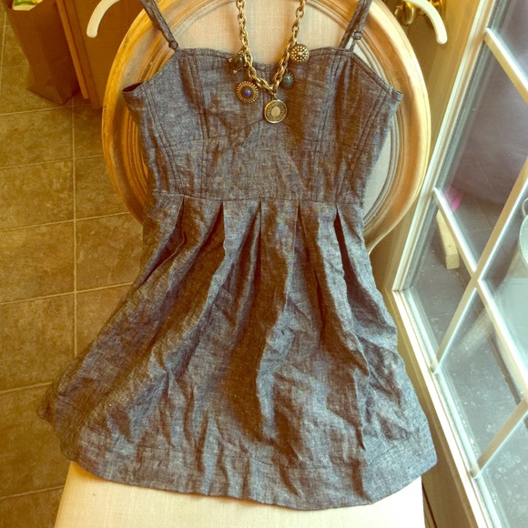 Gray sweetheart dress
