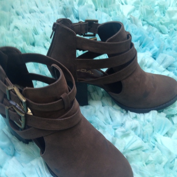 Soda Booties
