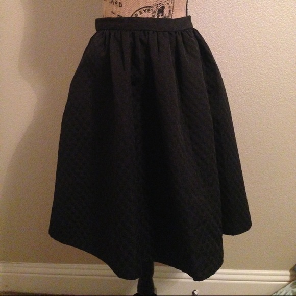 H & M midi skirt